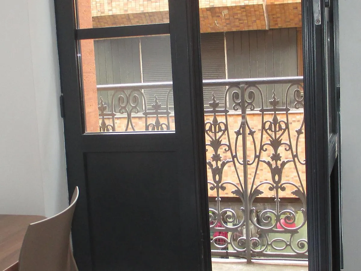 **  Hotel Le Pastel Toulouse France
