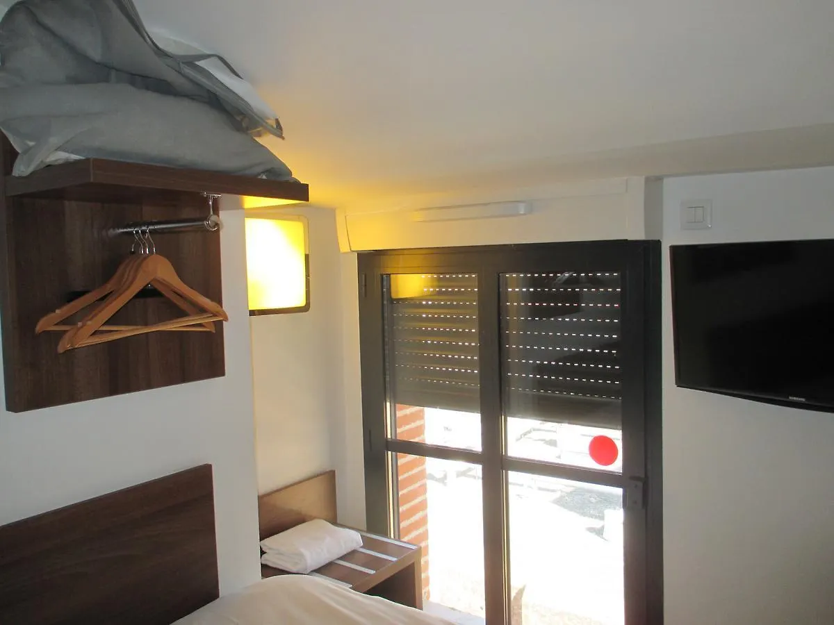 Hotel Le Pastel Toulouse France